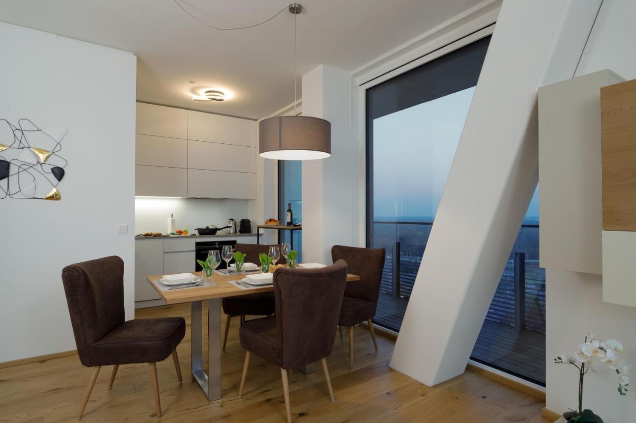 Apartment Triiiple Level 22 Mit Balkon Und Tiefgarage Wien